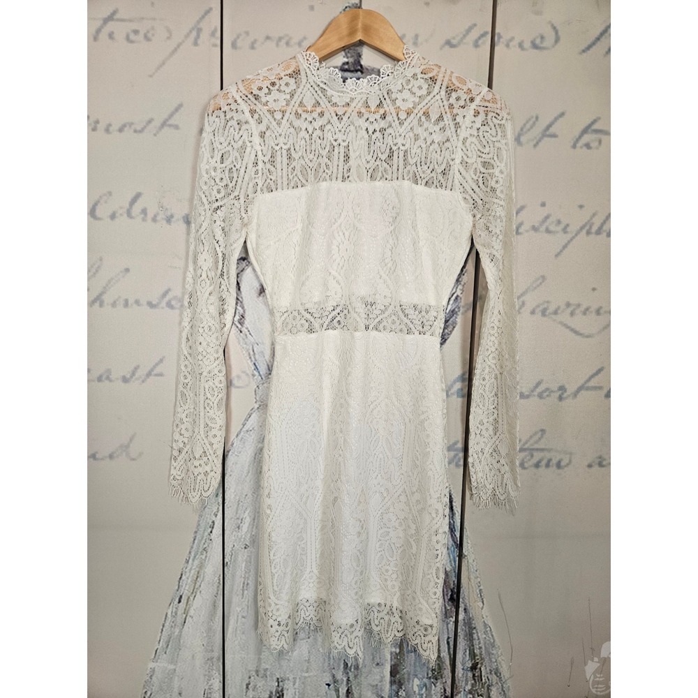 Lulus Lace Mini‎ Dress XS White Long Sleeve Mock Neck Bridal Bachelorette Chic